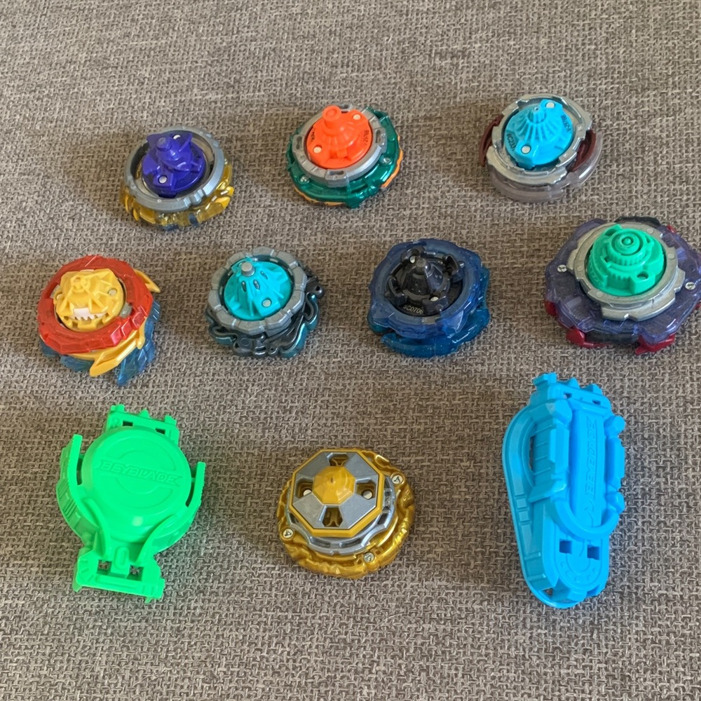 Beyblade Spinning Tops Action Playset Lot - Picture 2 of 11
